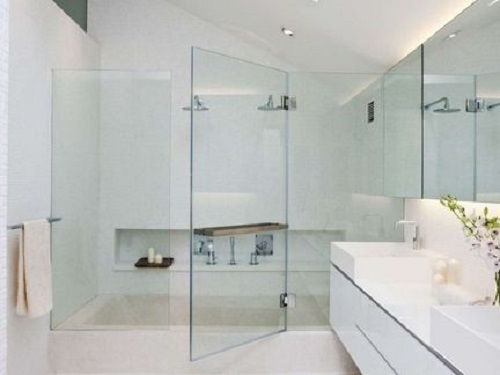 衛生間玻璃隔斷適合材料 衛生間隔斷玻璃設計要點,行業資訊