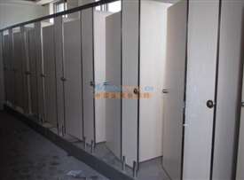 專(zhuān)業(yè)解讀 知名企業(yè)如何以公道價(jià)格直銷(xiāo)高品質(zhì)衛(wèi)生間隔斷